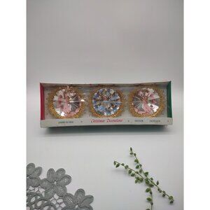 Vintage Three Angels Mirrored Diorama Plastic Jewelbrite Ornaments in Box, FLAWS